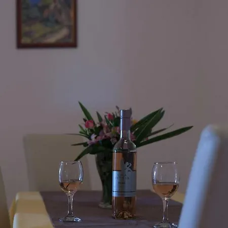 Helga Lägenhet Ližnjan