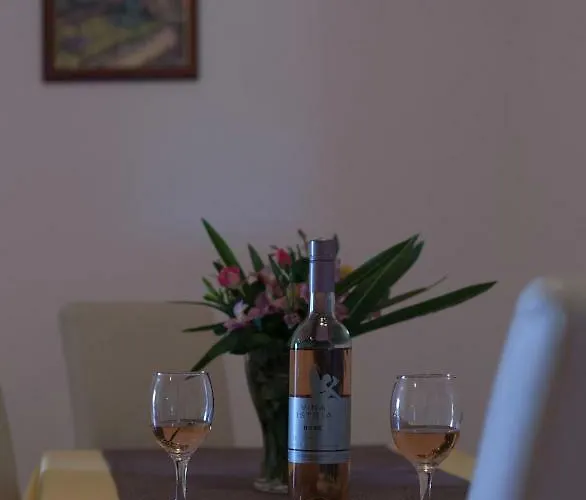 Helga Lägenhet Ližnjan